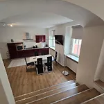 77m2 2 Raum Im Zittauer Stadtzentrum Innenstadt Innenring Lage Markt Und Rathaus Naehe Апартаменты Циттау
