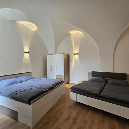 77m2 2 Raum Im Zittauer Stadtzentrum Innenstadt Innenring Lage Markt Und Rathaus Naehe Apartamento