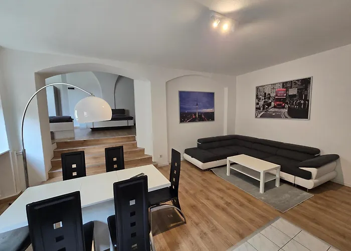 77m2 2 Raum Im Zittauer Stadtzentrum Innenstadt Innenring Lage Markt Und Rathaus Naehe * تسيتاو