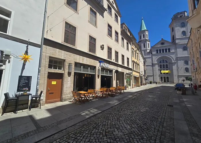 شقة 77m2 2 Raum Im Zittauer Stadtzentrum Innenstadt Innenring Lage Markt Und Rathaus Naehe تسيتاو